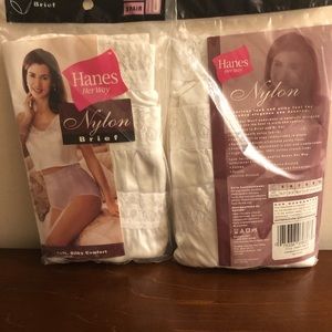 Hanes women’s nylon briefs. White size 10 package of 3